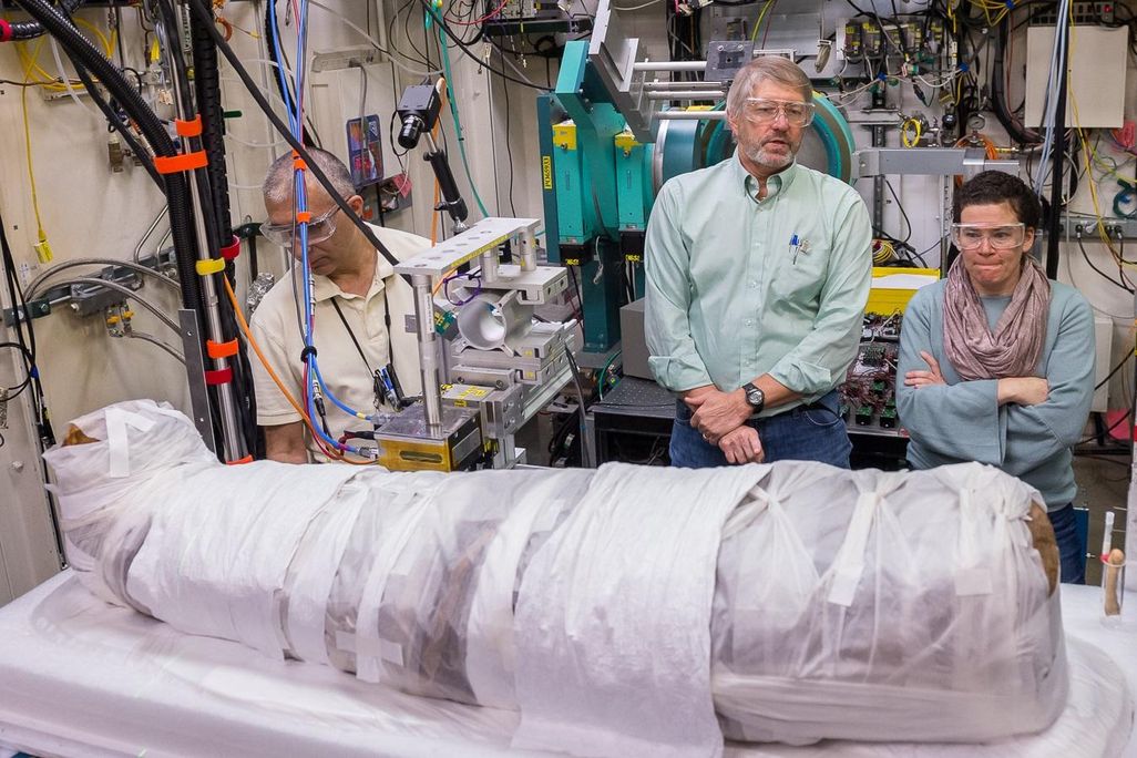Researchers Look at 1,900-Year-Old Mummy 