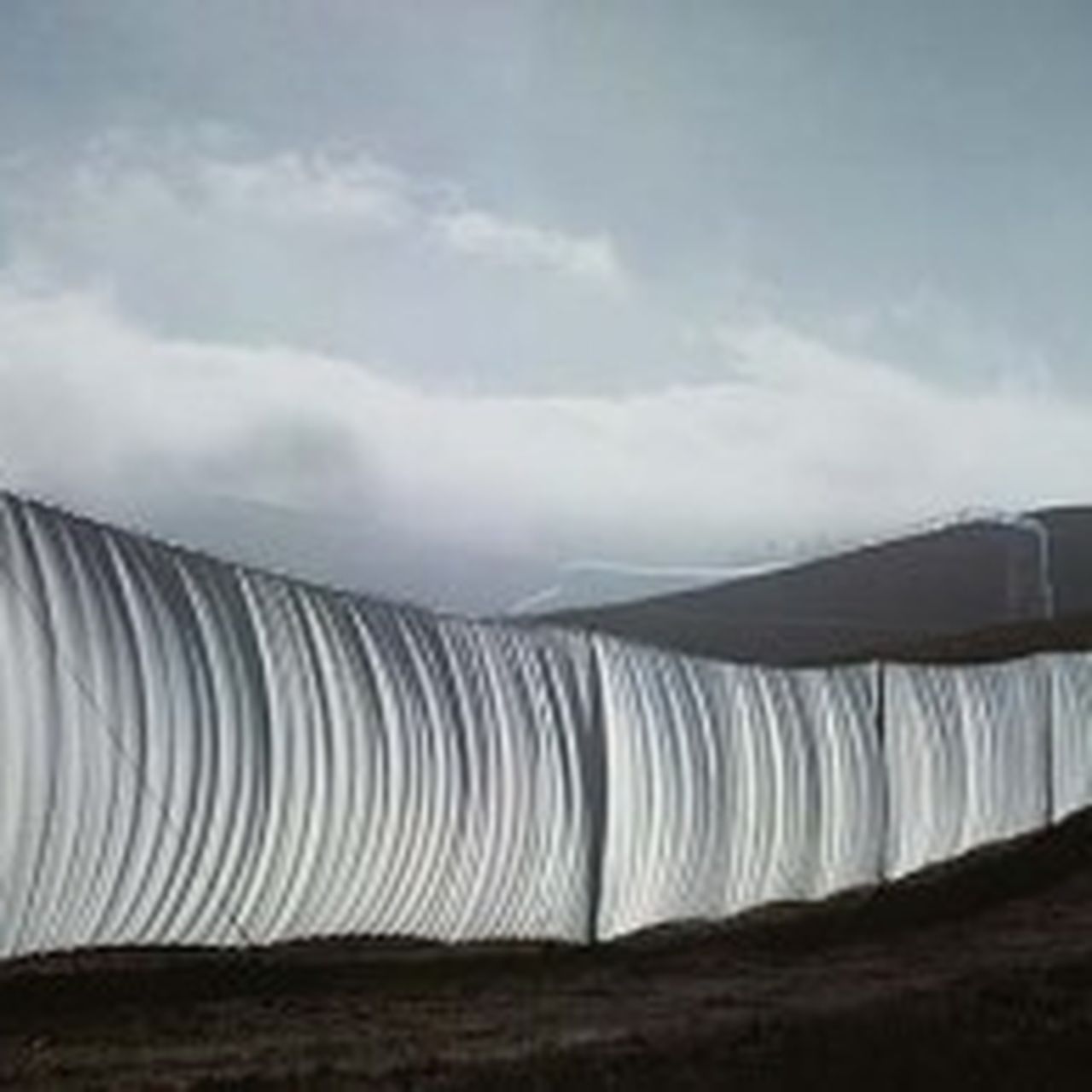 アート・デザイン・音楽 THE RUNNING FENCE PROJECT CHRISTO アート・デザイン・音楽 THE RUNNING FENCE PROJECT CHRISTO