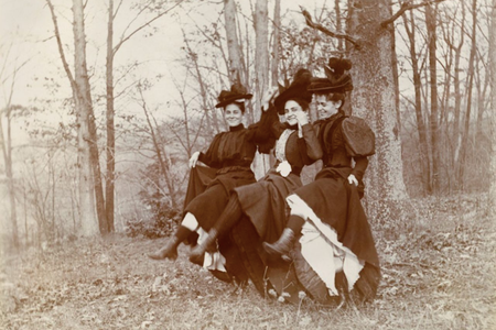 Unidentified compiler, "Girlfriends' Album," 1905