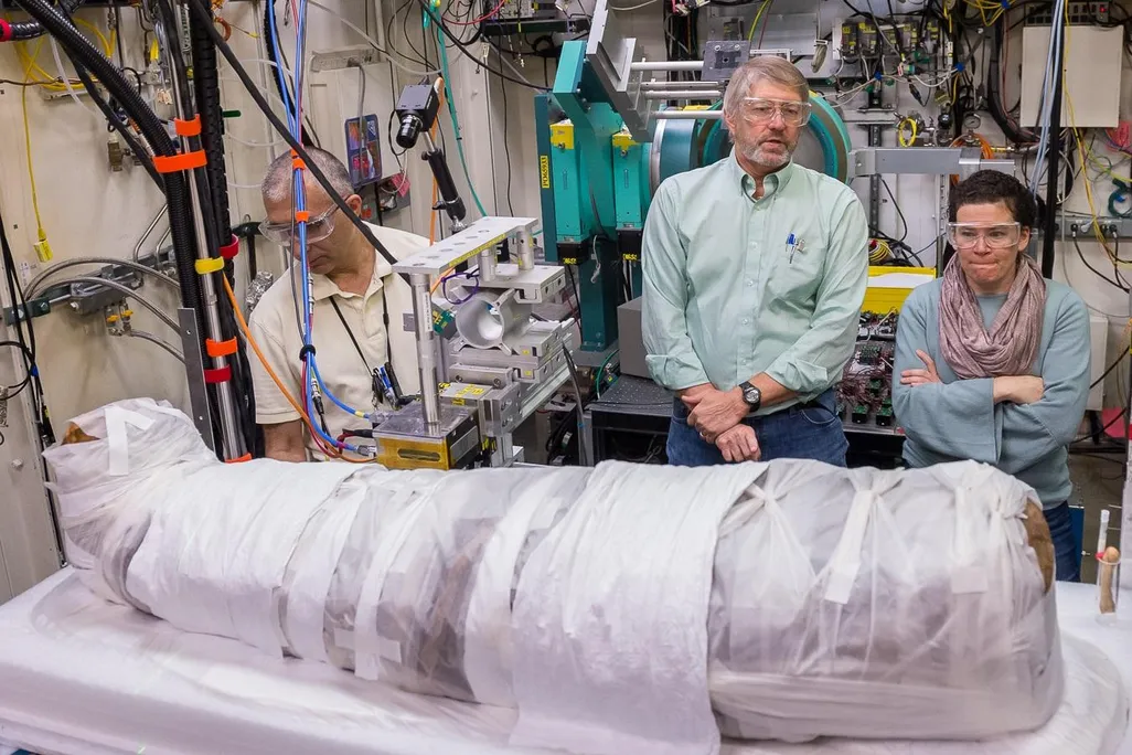 Researchers Look at 1,900-Year-Old Mummy 