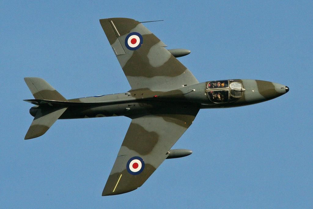 Hunter T7 G-BXFI