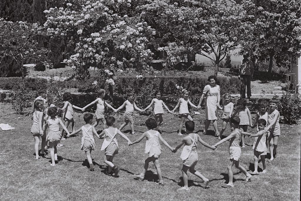 children dancing