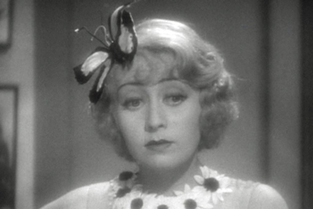 Showgirl Joan Blondell will soon join the ranks of Havana Widows