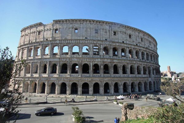 Colosseum Rome thumbnail