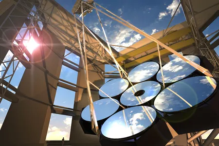 A team at the University of Arizona is developing seven state of the art mirrors for the Giant Magellan Telescope, currently under construction in Chile.