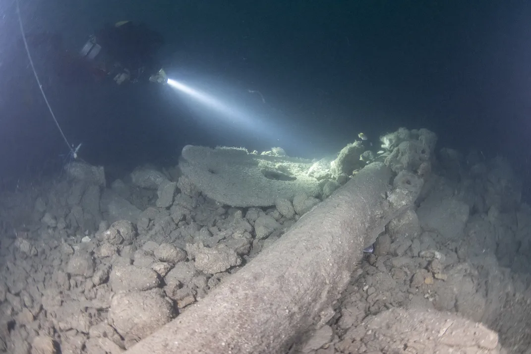 Underwater scene of shipwreck