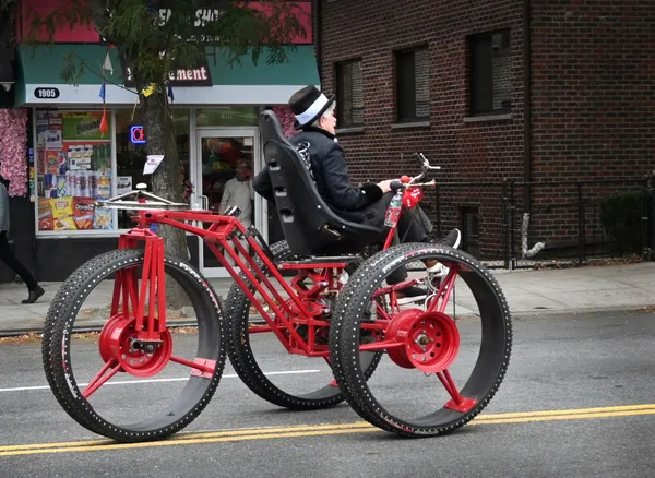 Creative Mobile thumbnail