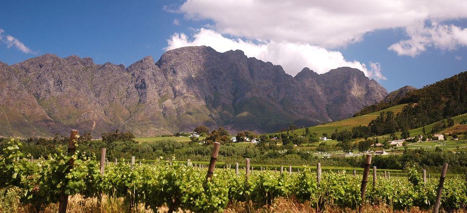  The breathtaking scenery of Franschhoek, South Africa. 