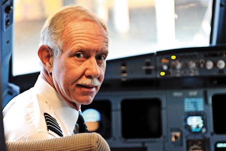 Capt. Chesley "Sully" Sullenberger and the crew of US Airways Flight 1549 were awarded the 2010 Current Achievement Trophy.