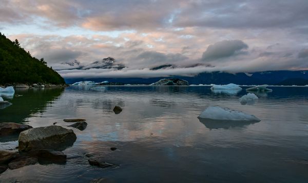 Alsek Lake Sunrise thumbnail