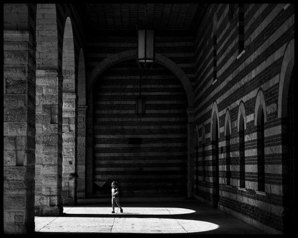 Dark and light thumbnail