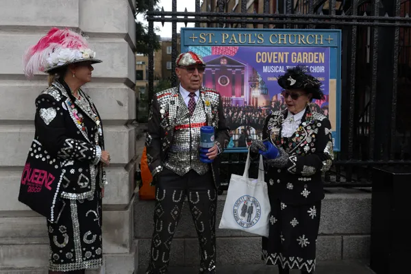 London’s Pearly Traditions thumbnail