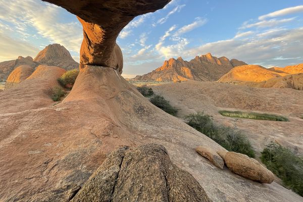 rock formation in Spitzkoppe thumbnail