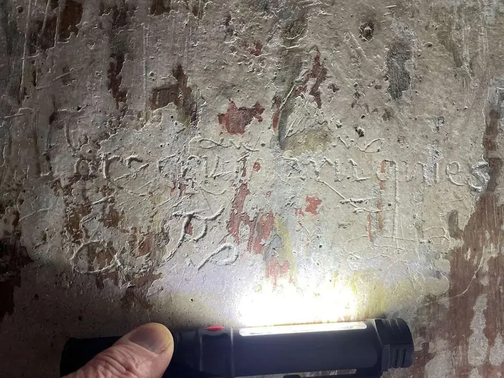 Witches' marks and a curse found at an English manor house