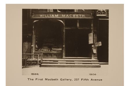 Macbeth Gallery, ca. 1896 / unidentified photographer. Macbeth Gallery records, 1838-1968, bulk 1892-1953. Archives of American Art, Smithsonian Institution.