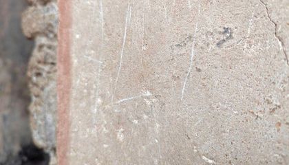 Tourist Carves His Name Into Ancient House in Pompeii