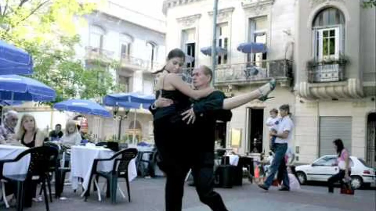 Preview thumbnail for The Historic Neighborhoods of Buenos Aires