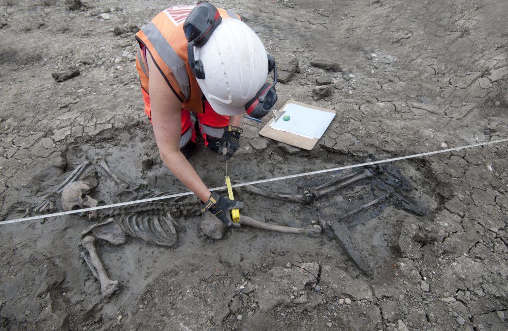 The-booted-man-discovered-on-the-Tideway-site-at-Chambers-Wharf-in-London-c-MOLA-Headland-Infrastructure-1-1024x668.jpg