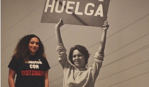 Michelle Tovar during her LMSP fellowship in 2015, viewing the Dolores Huerta exhibition at the National Portrait Gallery