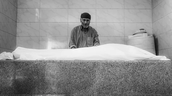 The last glance. thumbnail