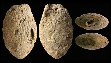 Archaeologists Identify Traces of Children’s Fingerprints Still Visible on Clay Beads Created 15,000 Years Ago
