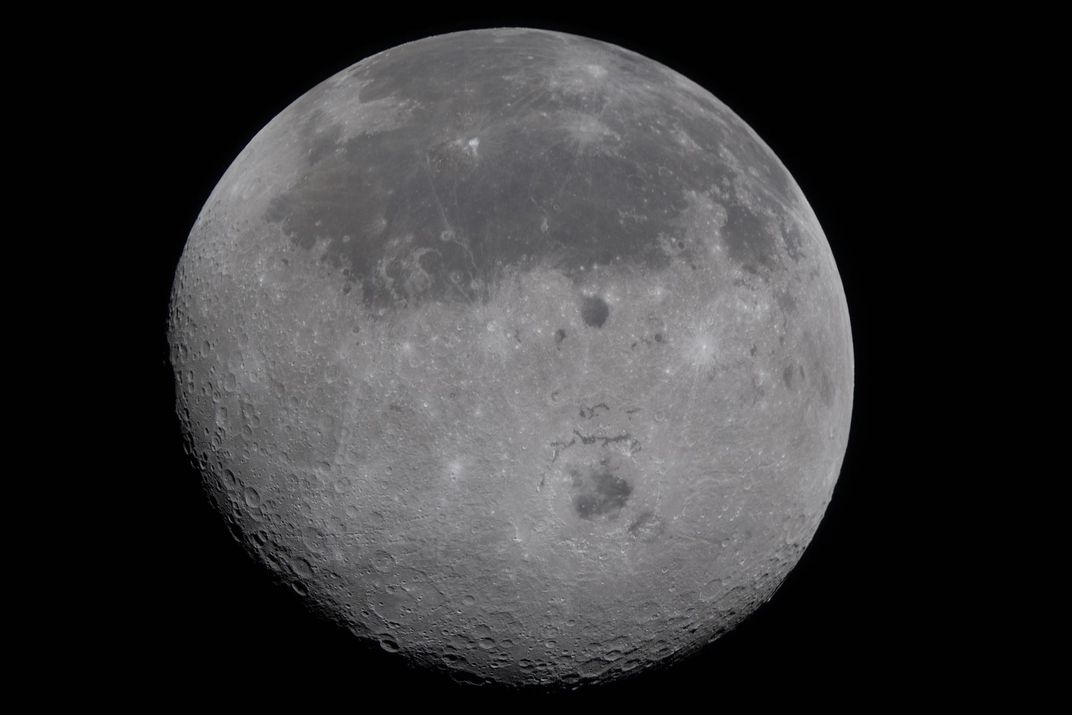 Closeup of the entire moon