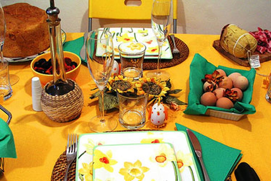 20120405124043easter-dinner-thumb.jpg