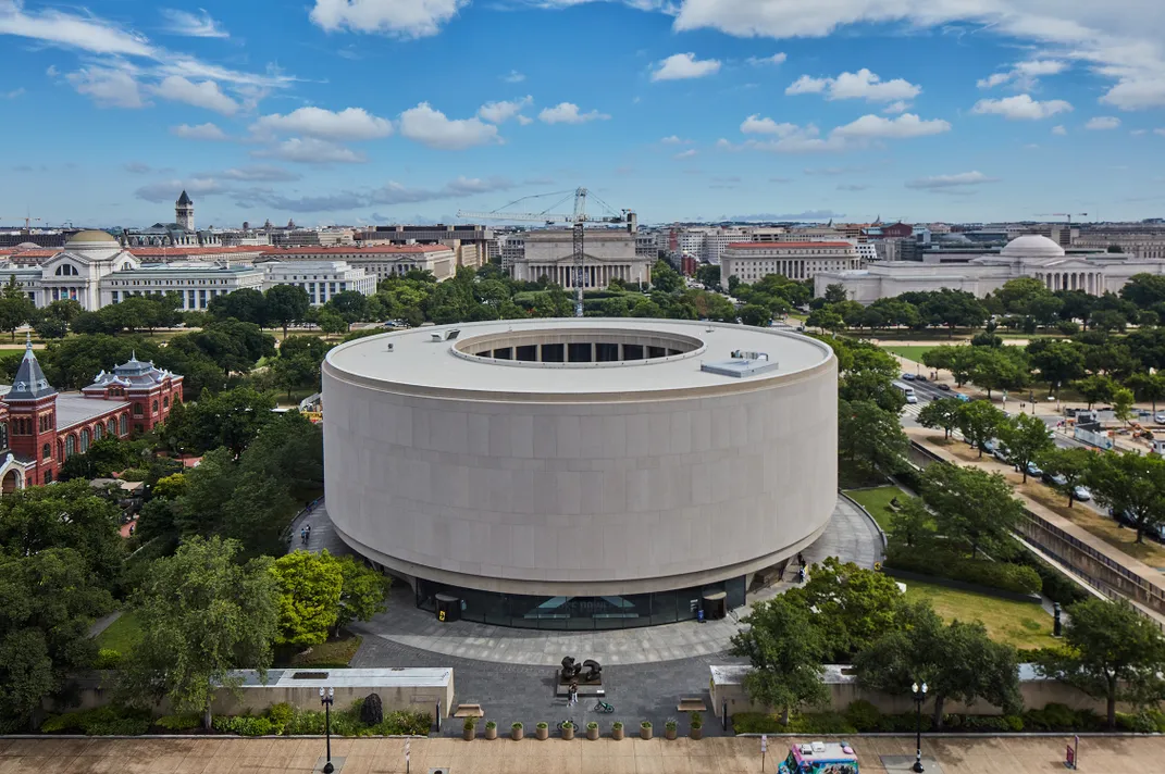 Hirshhorn from rooftop