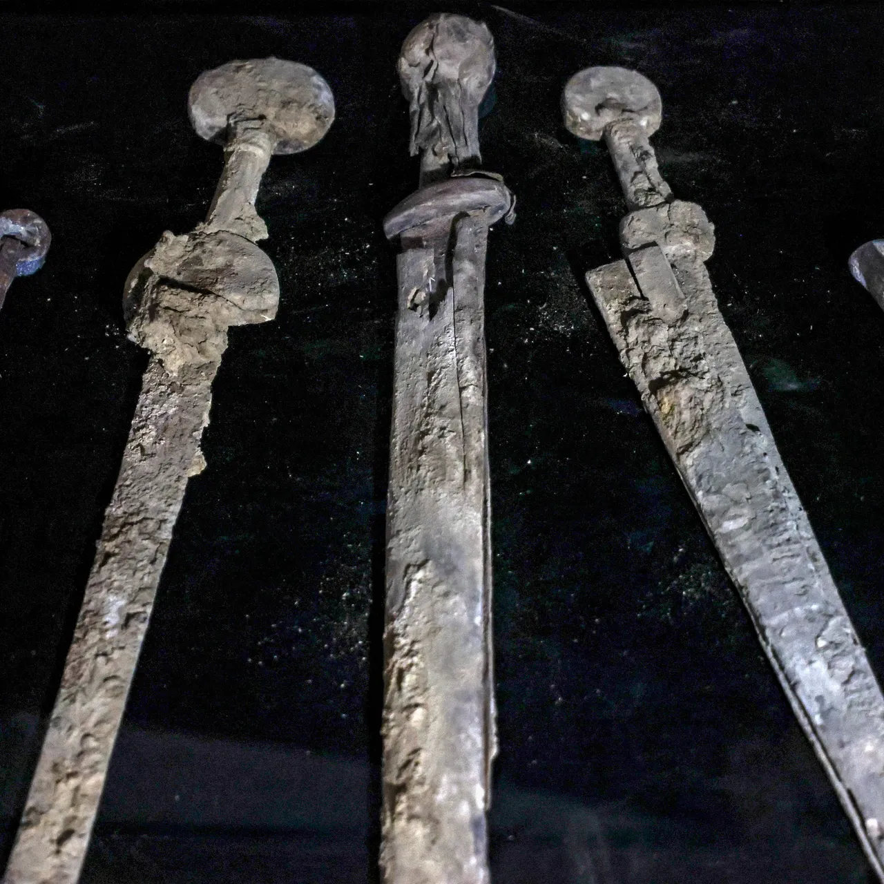 Ancient Roman Swords Unearthed