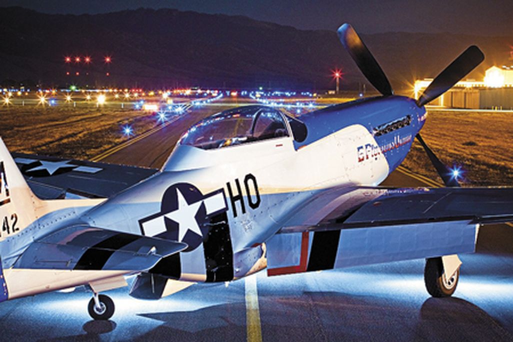 Plane_P38_Pros_Flash_AM09.jpg