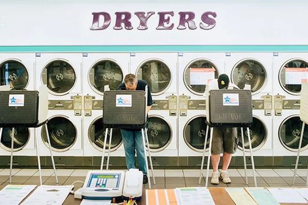 Su Nueva Laundromat-mobile.jpg