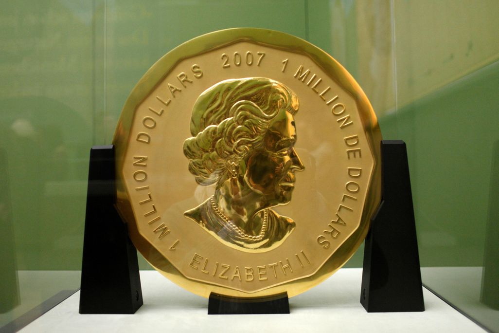 Gold coin