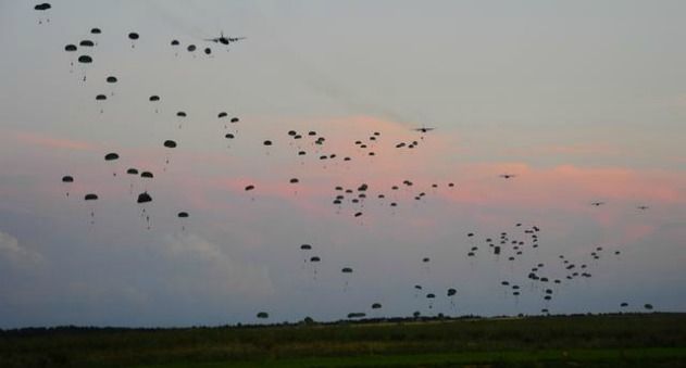 20120611_parachutes.jpg