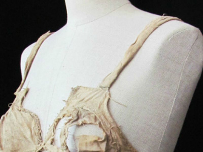 ArchaeoHistories on X: In 2008, a 500 year old medieval bra and panties  were found in a vault in Lengberg Castle in East Tyrol, Austria. Bras are  referred to as breast bags. #