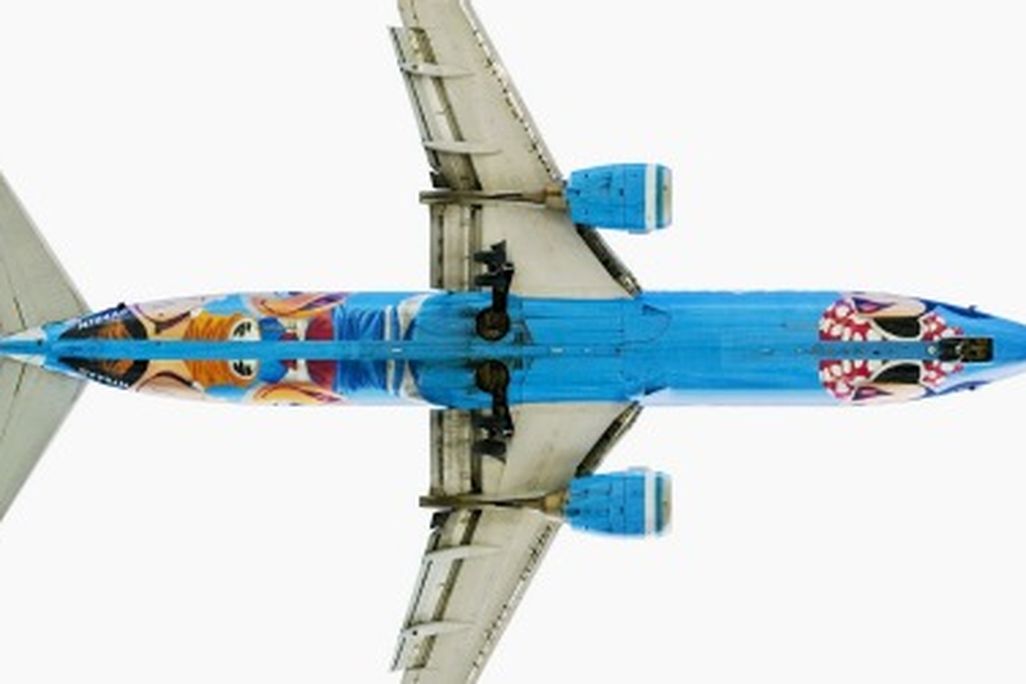 Alaska Airlines Boeing 737-400 D