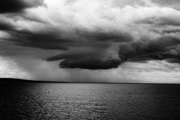 A wall cloud above Tañon Strait thumbnail