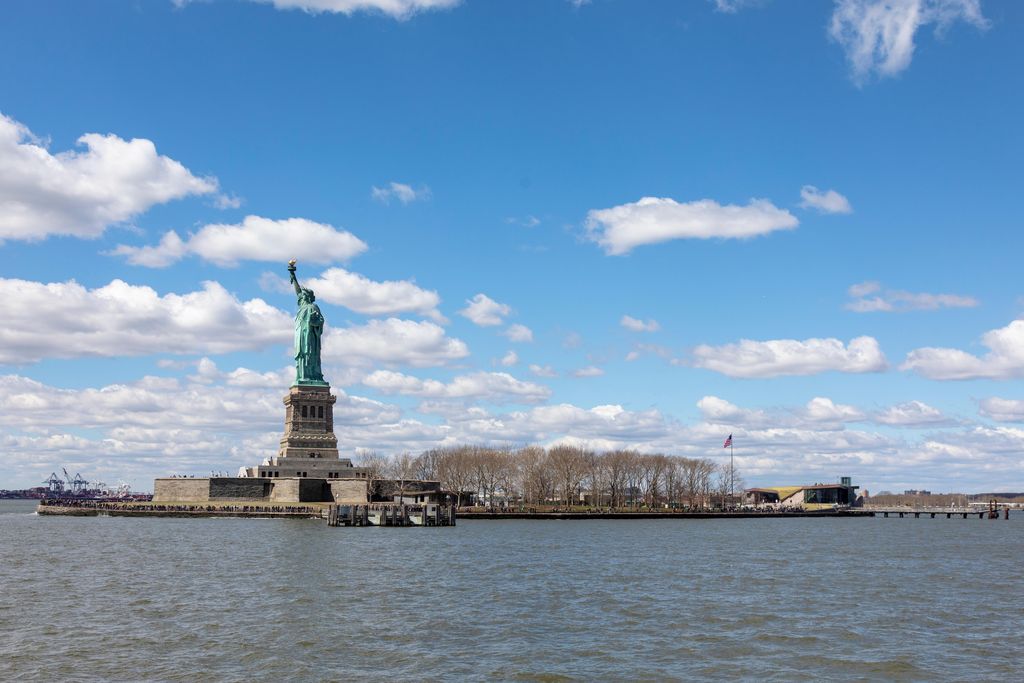 Statue of Liberty and new building