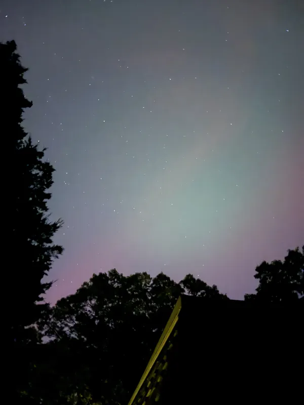 Aurora Borealis (Northern Lights) in Rhode Island thumbnail