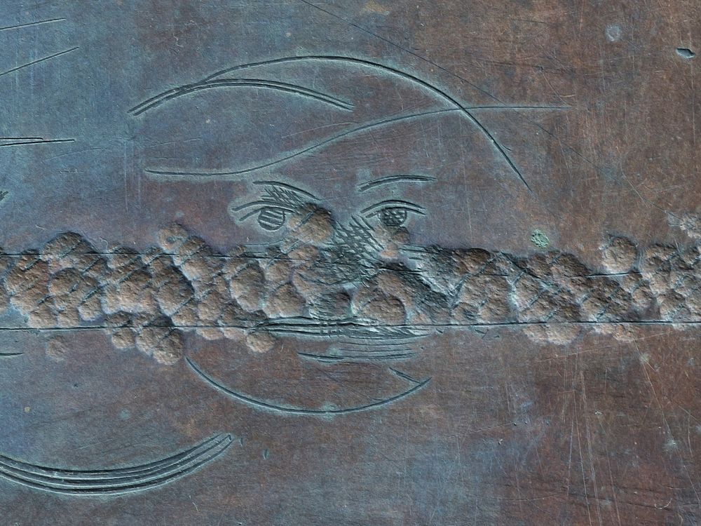 Small Face Etching