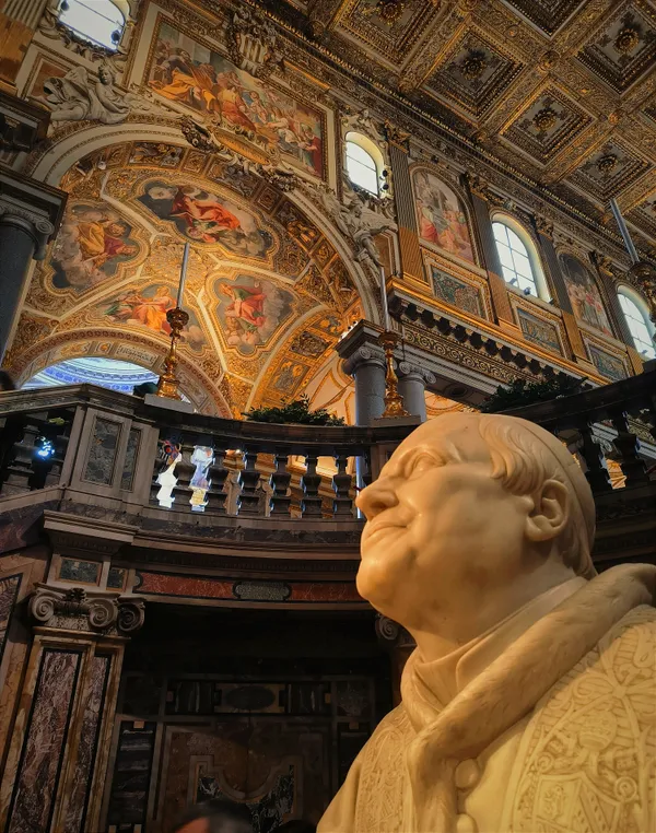 Reaching for the Divine: The Statue of Pius IX in the Papal Basilica of Saint Mary Major thumbnail