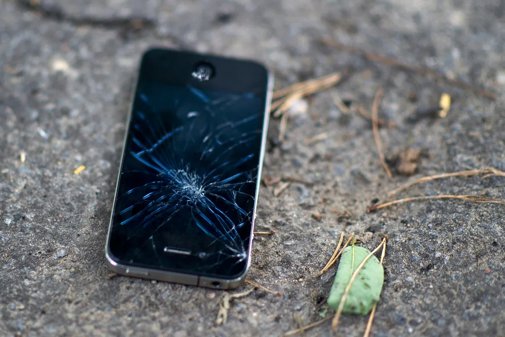 broken phone