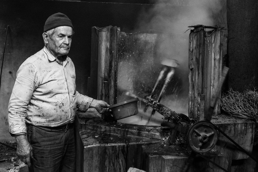 The Molasses man. | Smithsonian Photo Contest | Smithsonian Magazine