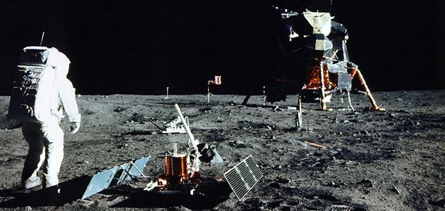 How do prizes induce innovation? Learning from the Google Lunar X-prize