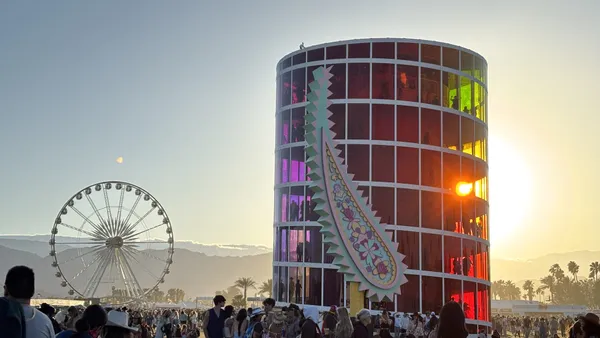 Sunlight and Stagecoach thumbnail