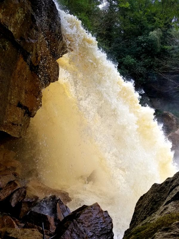 Waterfall thumbnail