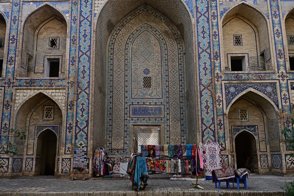 Selling craft in 15th century architect deco inside Ulug'bek Madrasah. thumbnail