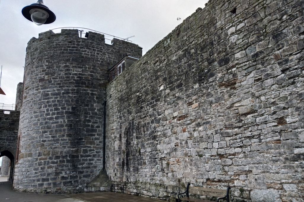 Caernarfon walls