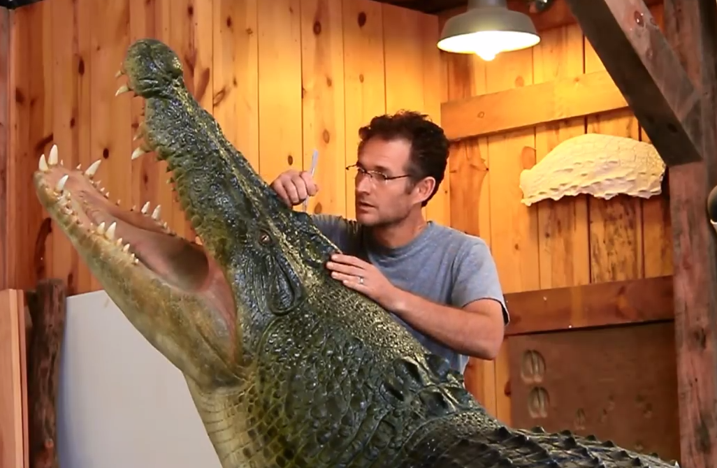 crocodile sculptor
