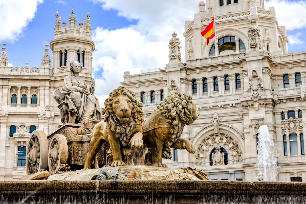 The fountain at the Plaza de Cibeles, Madrid