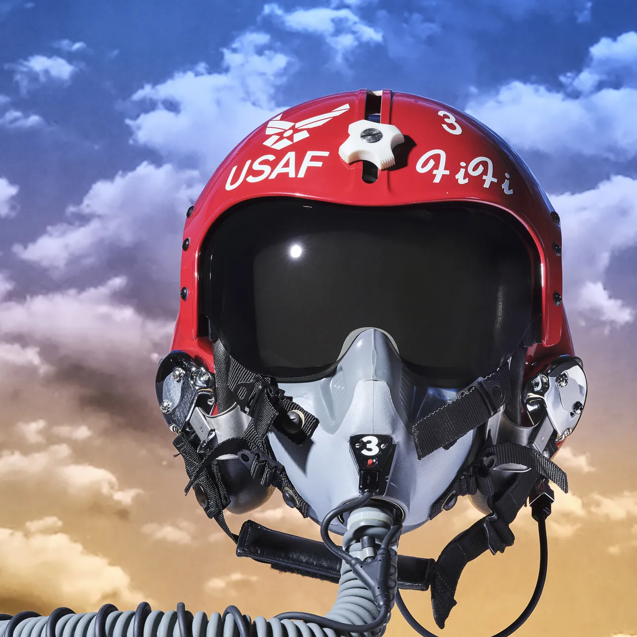 This Helmet Kept an Air Force Pilot Safe as She Was Soaring Through the  Glass Ceiling